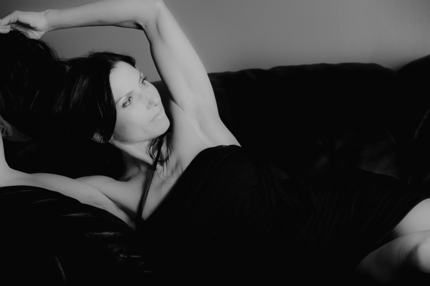 Black and white picture of a sexy mature lady