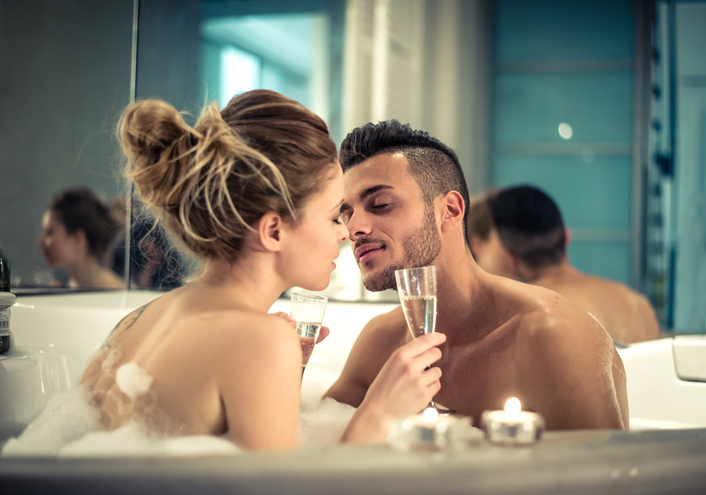 Coolest Romantic Sex in the Bathroom by a Sexy Couple