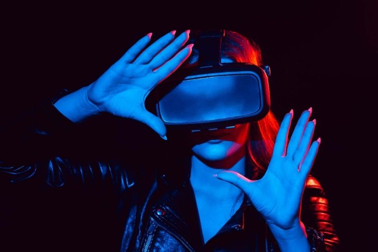 -From-In-Person-to-Virtual_-How-Technology-is-Evolving-Services